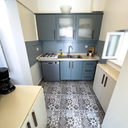 Garden House Apartment