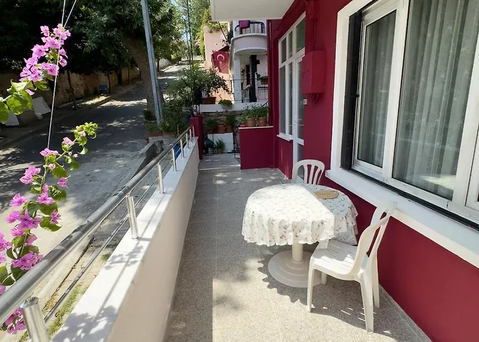 Apartamento Garden House Heybeliada Adalar