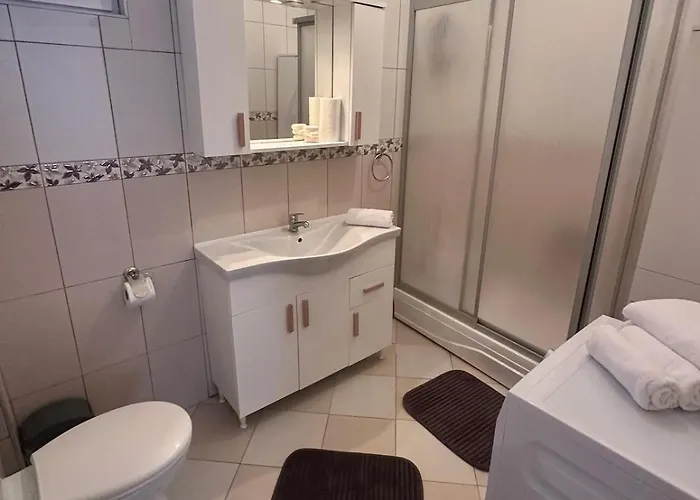 Garden House Heybeliada Apartamento Adalar